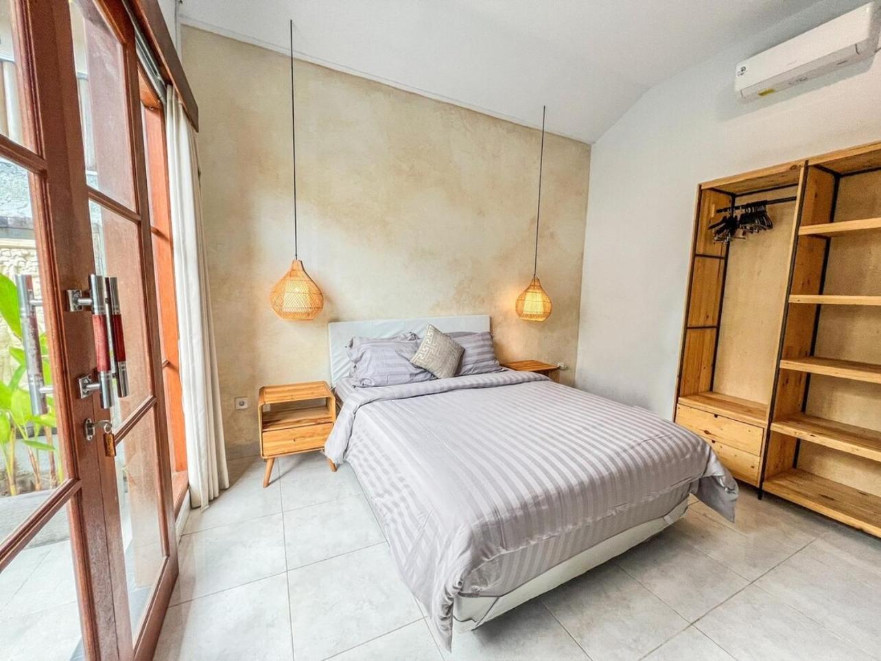 Island Boy Guesthouse T Prime Location In Canggu Exterior photo
